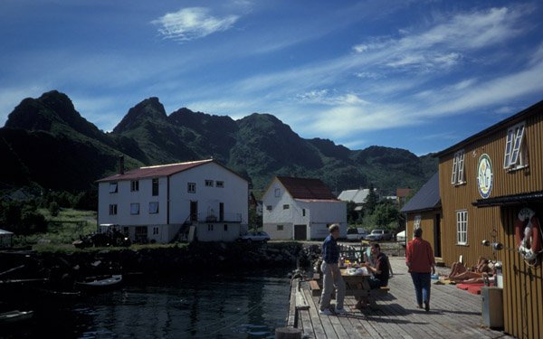 justad's in 1990 - early morning
